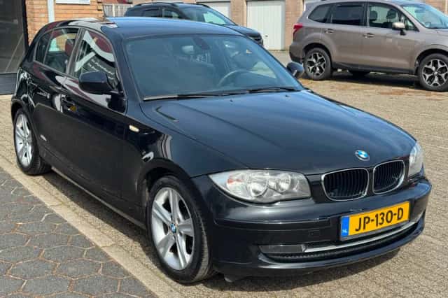 BMW 1-Serie (2011) thumbnail 5