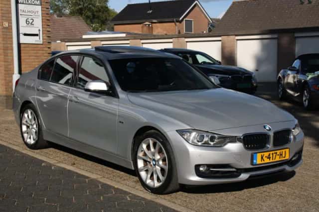 BMW 3-Serie (2012) thumbnail 6