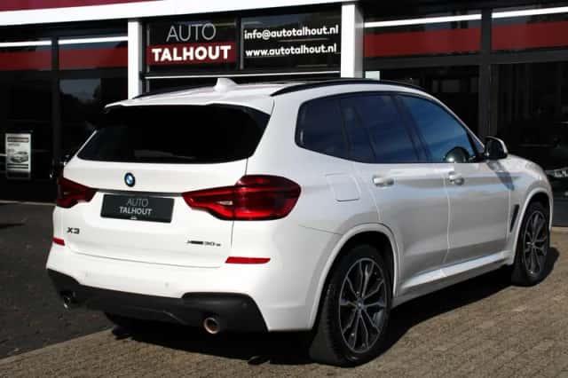 BMW X3 (2020) thumbnail 3