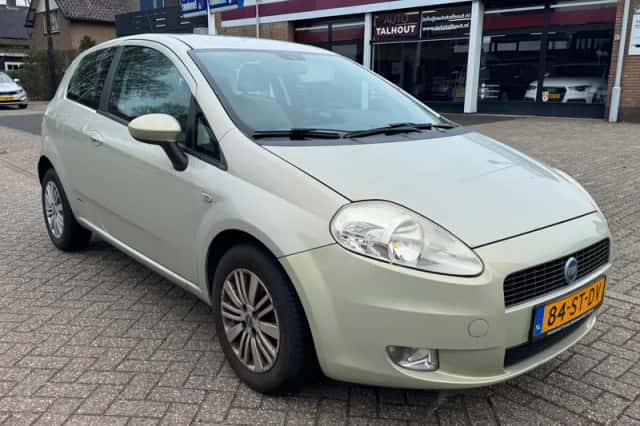 Fiat Grande Punto (2006) thumbnail 3