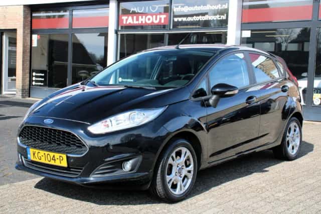 Ford Fiesta (2016) thumbnail 1