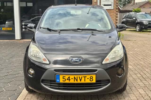 Ford Ka (2011) thumbnail 2