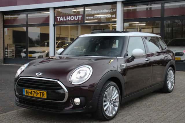MINI Clubman (2016) thumbnail 1