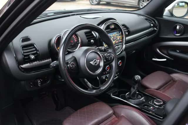 MINI Clubman (2016) thumbnail 2