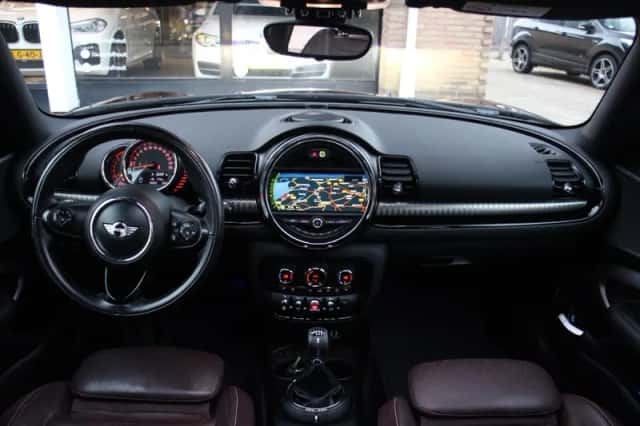 MINI Clubman (2016) thumbnail 5