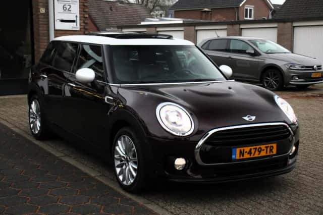 MINI Clubman (2016) thumbnail 6