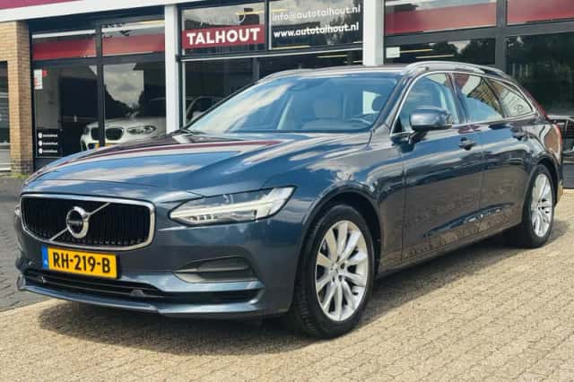 Volvo V90 (2017) thumbnail 1