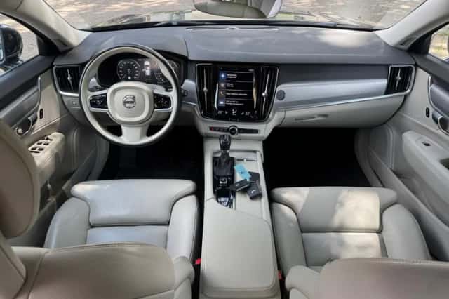 Volvo V90 (2017) thumbnail 4