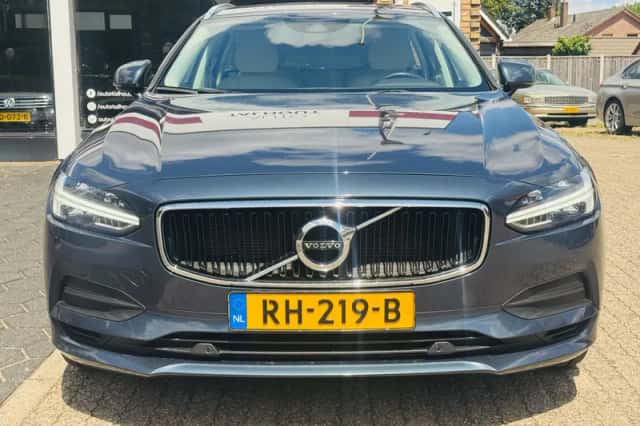 Volvo V90 (2017) thumbnail 5