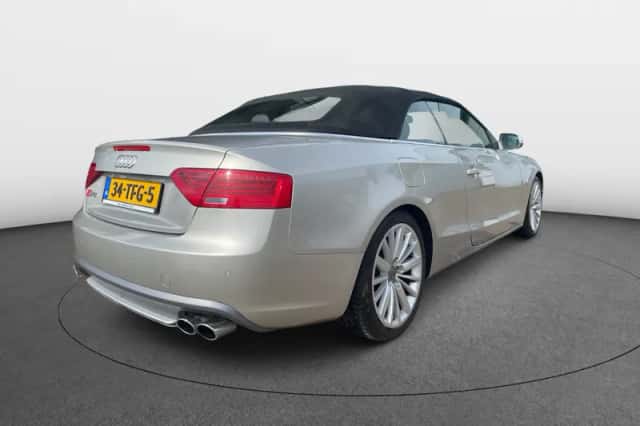 Audi A5 (2012) thumbnail 5