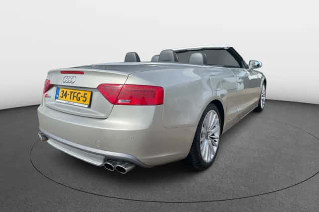 Audi A5 (2012) thumbnail 6