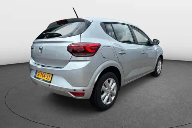 Dacia Sandero (2022) thumbnail 4