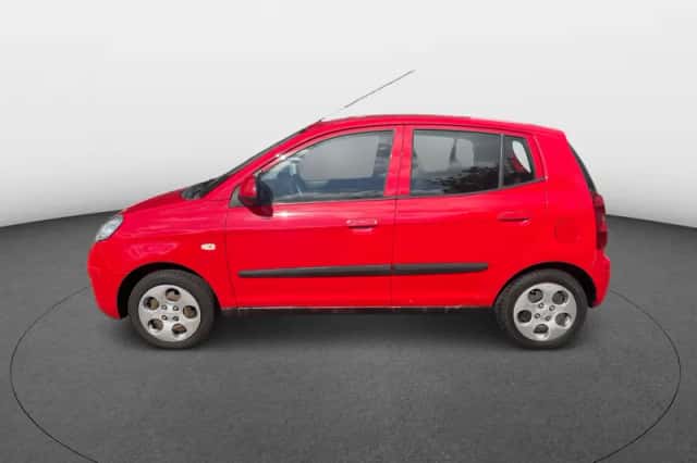 Kia Picanto (2009) thumbnail 2