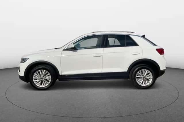 Volkswagen T-Roc (2021) thumbnail 2