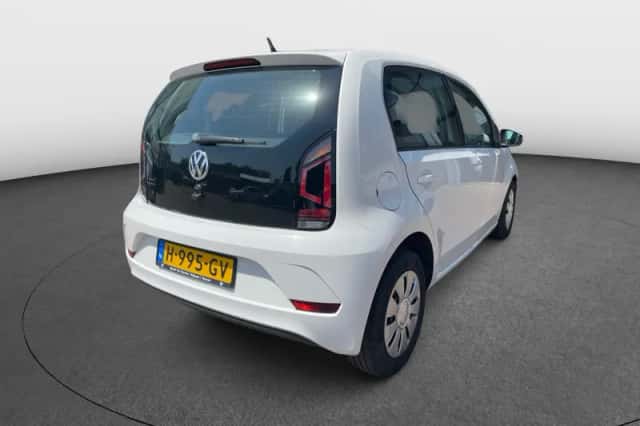 Volkswagen Up! (2020) thumbnail 5