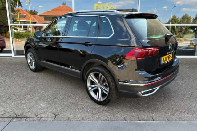Volkswagen Tiguan (2023) thumbnail 5