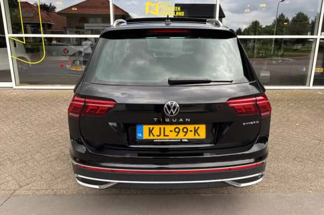 Volkswagen Tiguan (2023) thumbnail 6