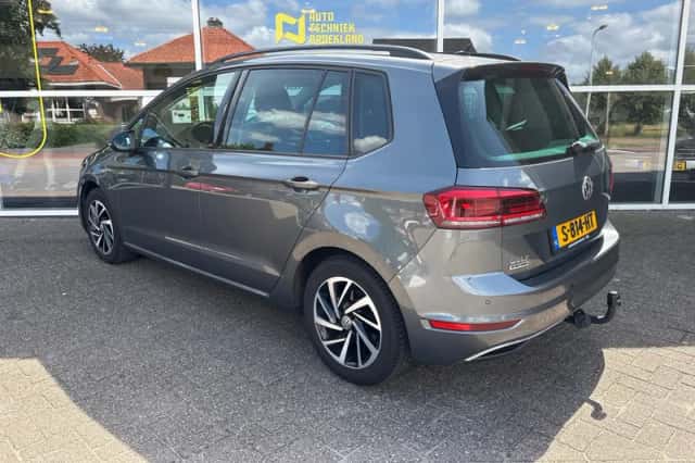 Volkswagen Golf Sportsvan (2019) thumbnail 5