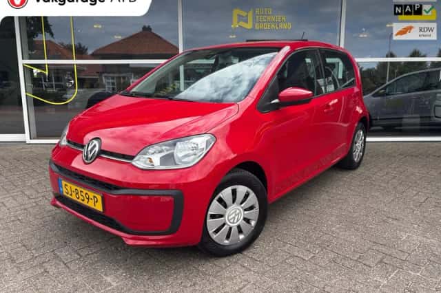 Volkswagen Up! (2018) thumbnail 1