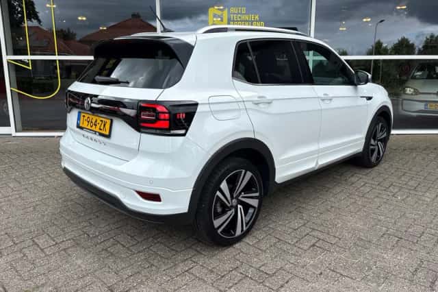Volkswagen T-Cross (2019) thumbnail 4