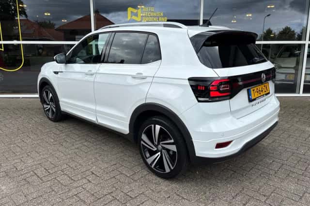 Volkswagen T-Cross (2019) thumbnail 5