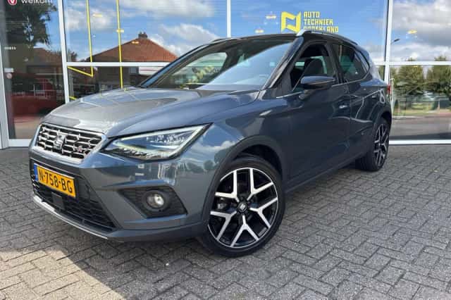 SEAT Arona (2021) thumbnail 1
