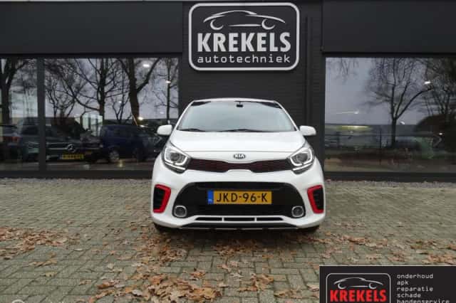 Kia Picanto (2018) thumbnail 2