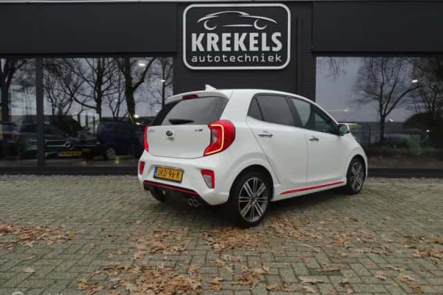 Kia Picanto (2018) thumbnail 5