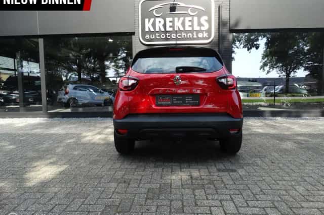 Renault Captur (2018) thumbnail 6