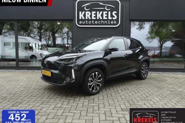 Toyota Yaris Cross (2024) thumbnail 1