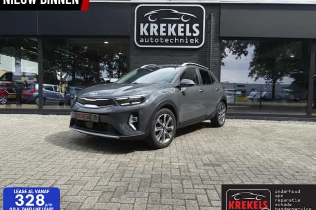Kia Stonic (2022) thumbnail 1