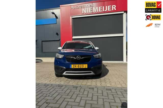 Opel Crossland X (2019) thumbnail 1