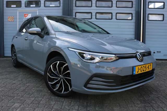 Volkswagen Golf (2020) thumbnail 1