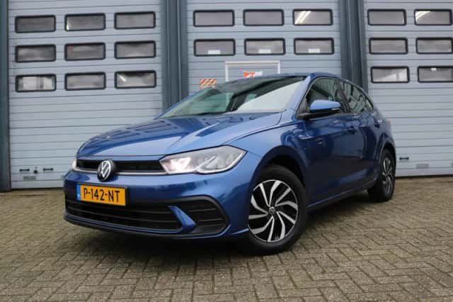 Volkswagen Polo (2022) thumbnail 2