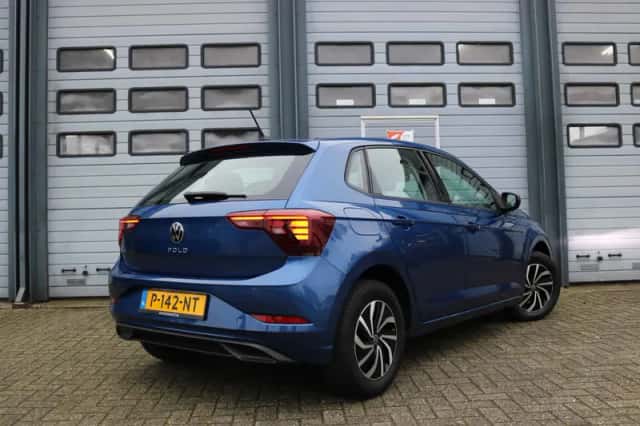 Volkswagen Polo (2022) thumbnail 3