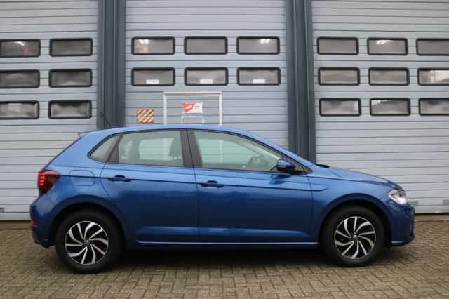 Volkswagen Polo (2022) thumbnail 4