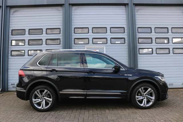 Volkswagen Tiguan (2022) thumbnail 4
