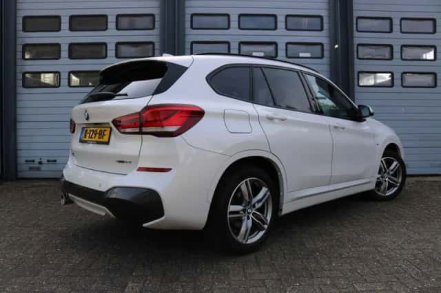 BMW X1 (2020) thumbnail 6