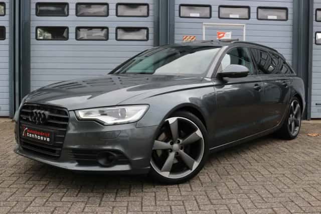 Audi A6 (2013) thumbnail 2