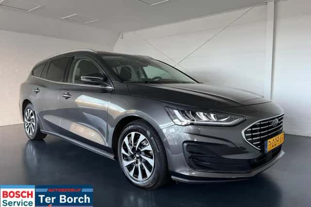 Ford Focus (2022) thumbnail 1