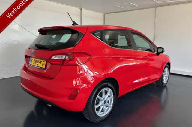 Ford Fiesta (2021) thumbnail 3