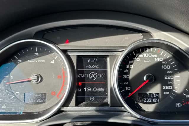 Audi Q7 (2015) thumbnail 12