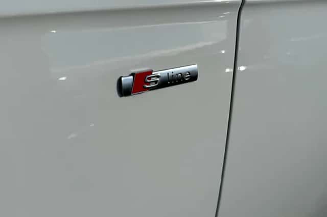 Audi Q7 (2015) thumbnail 18