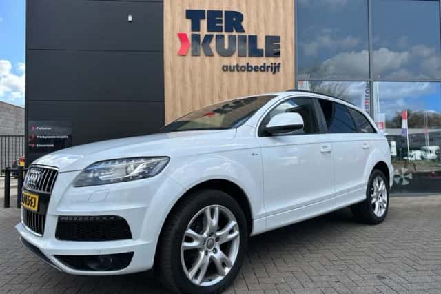 Audi Q7 (2015) thumbnail 21