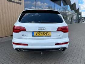 Audi Q7 (2015) thumbnail 4