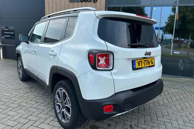 Jeep Renegade (2016) thumbnail 4