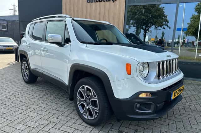 Jeep Renegade (2016) thumbnail 9