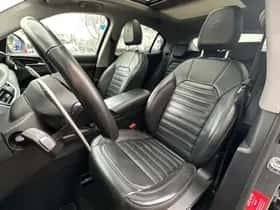 Alfa Romeo Stelvio (2017) thumbnail 16