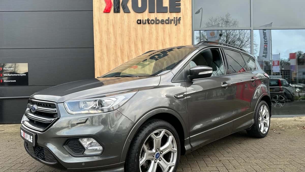 Ford Kuga (2018) — foto 1