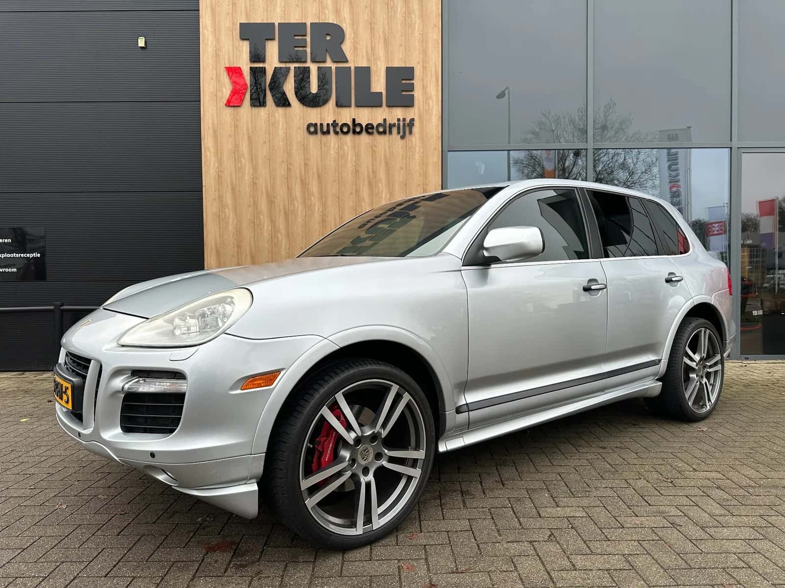 Porsche Cayenne (2008) — foto 1